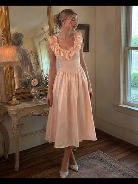 Vintage Glenrob Pink Satin Lace Ruffle Dress Cottagecore Gunne Sax Style Size 9